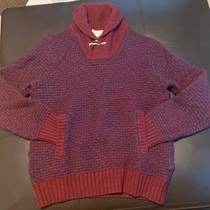 Men’s knit sweater